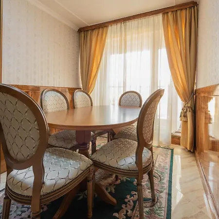 Bohemian Lux Apartment