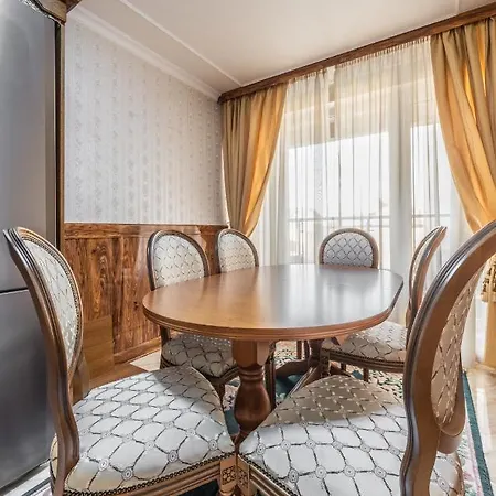 Bohemian Lux Apartment